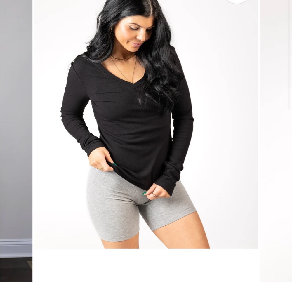 Ptula soft rib lounge v neck